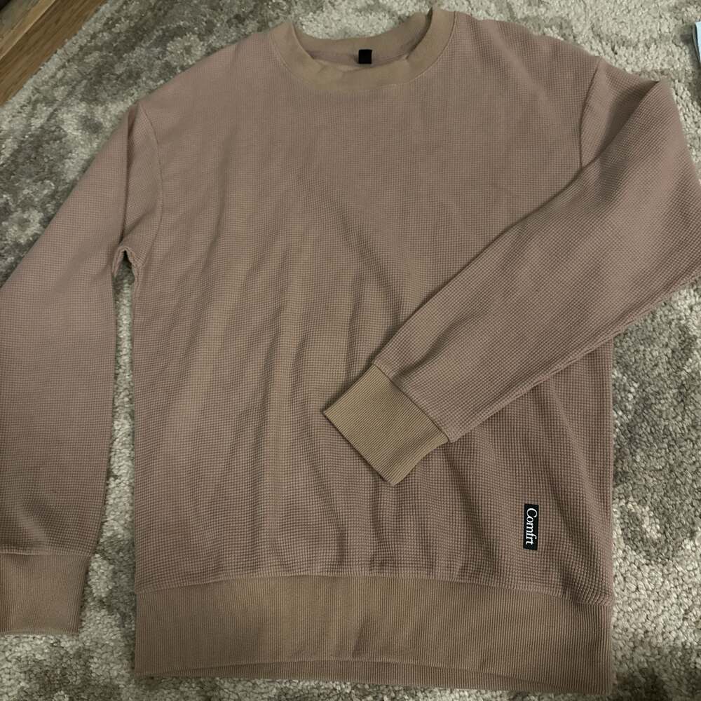 Comfrt Cloud Waffle Knit Oversized Crewneck Sweater in Sand